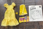 Vintage 1981 MAGIC CURL BARBIE Doll Yellow Dress Shoes Accessories Instructions