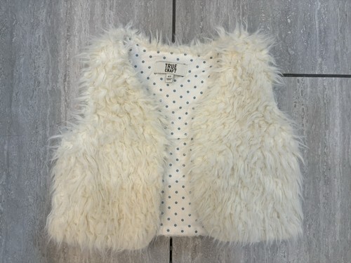 True Craft Girls Super Soft Ivory Faux Fur Fuzzy Vest, Size 4t, Cute!! - Picture 3 of 13