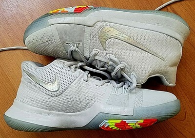 kyrie 3 pure platinum