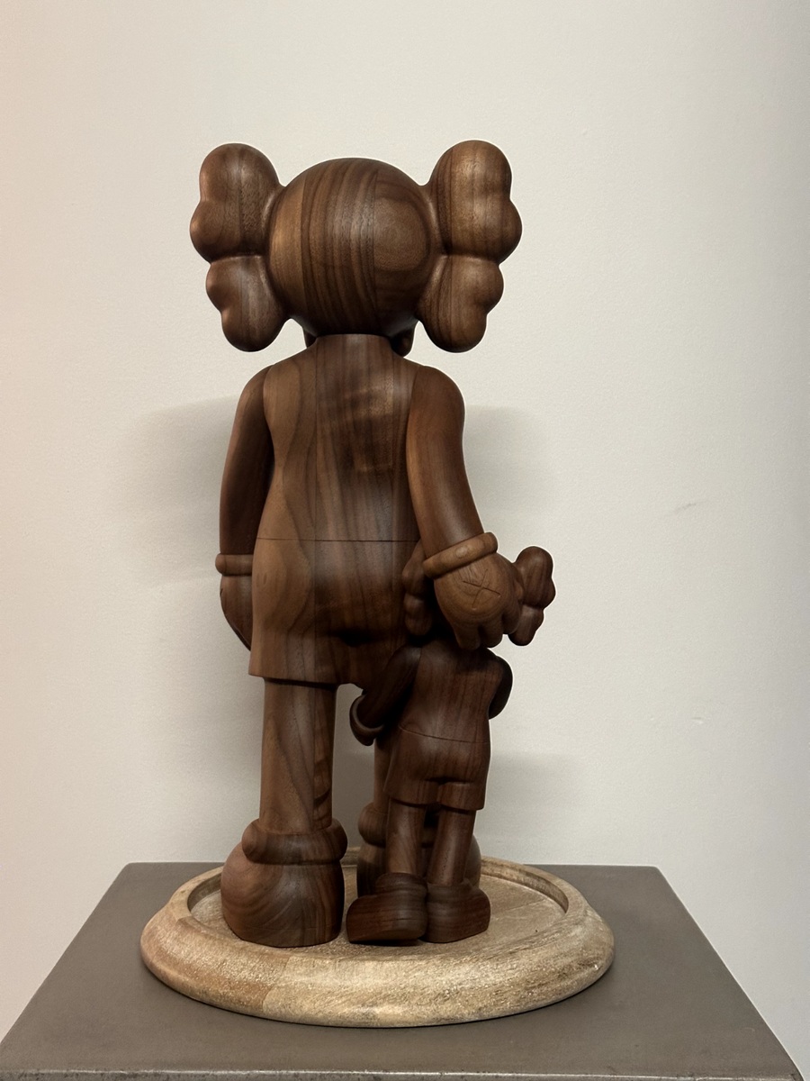 KAWS カリモク　Companion Wood Figure 模写品 112: KAWS (BRIAN DONNELLY), Companion (Karimoku Version