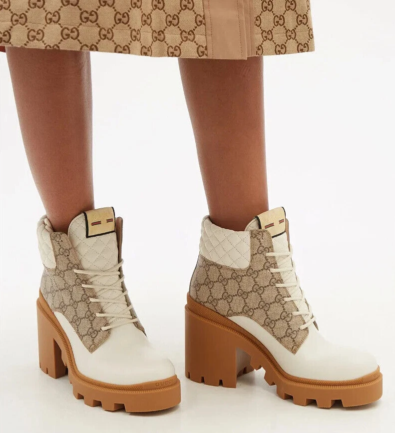Bottines Gucci GG Supreme en cuir matelassé logo voyage neuves dans leur boîte