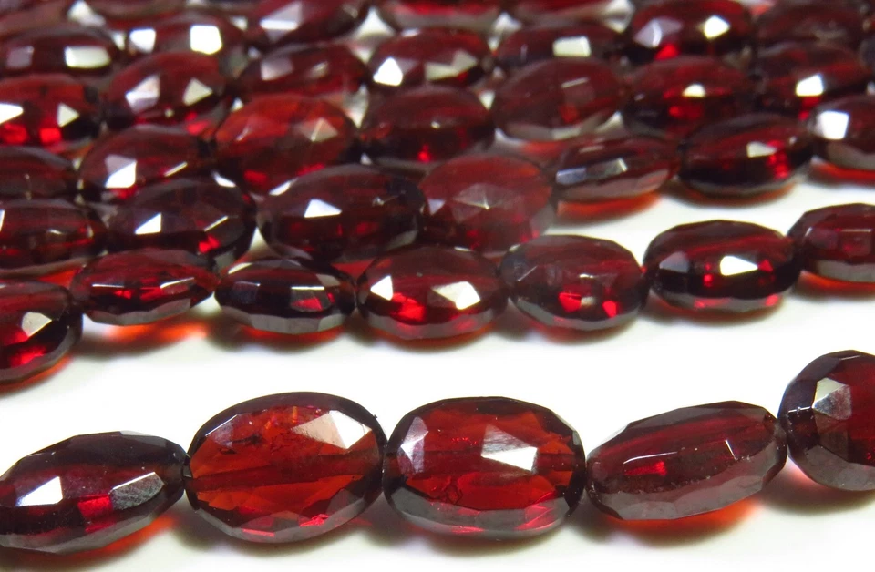 Top Grado Naturale Granato Rosso Sfaccettato Ovale Gemme Perline 7-12mm 18 " - Immagine 4 di 4