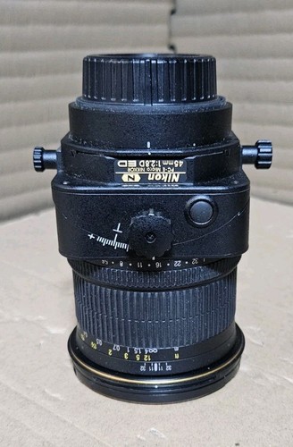 Nikon PC-E Micro NIKKOR 45mm F2.8D ED Tilt-Shift Lens - Picture 3 of 14