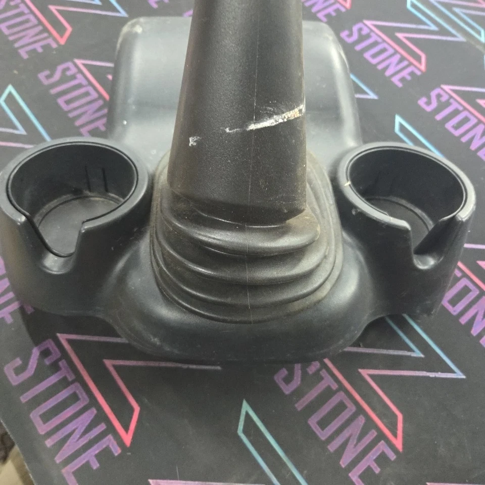 Bisel de palanca de cambios 89-97 Ford Ranger Mazda B2500/3500 con soporte para maletero Foto 3 de 4