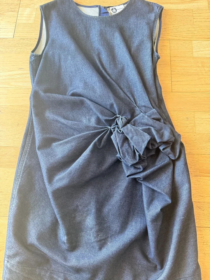 LANVIN DENIM DRESS WITH  RUCHING / FLORAL DESIGN IN FRONT 40 - Image 2 of 4