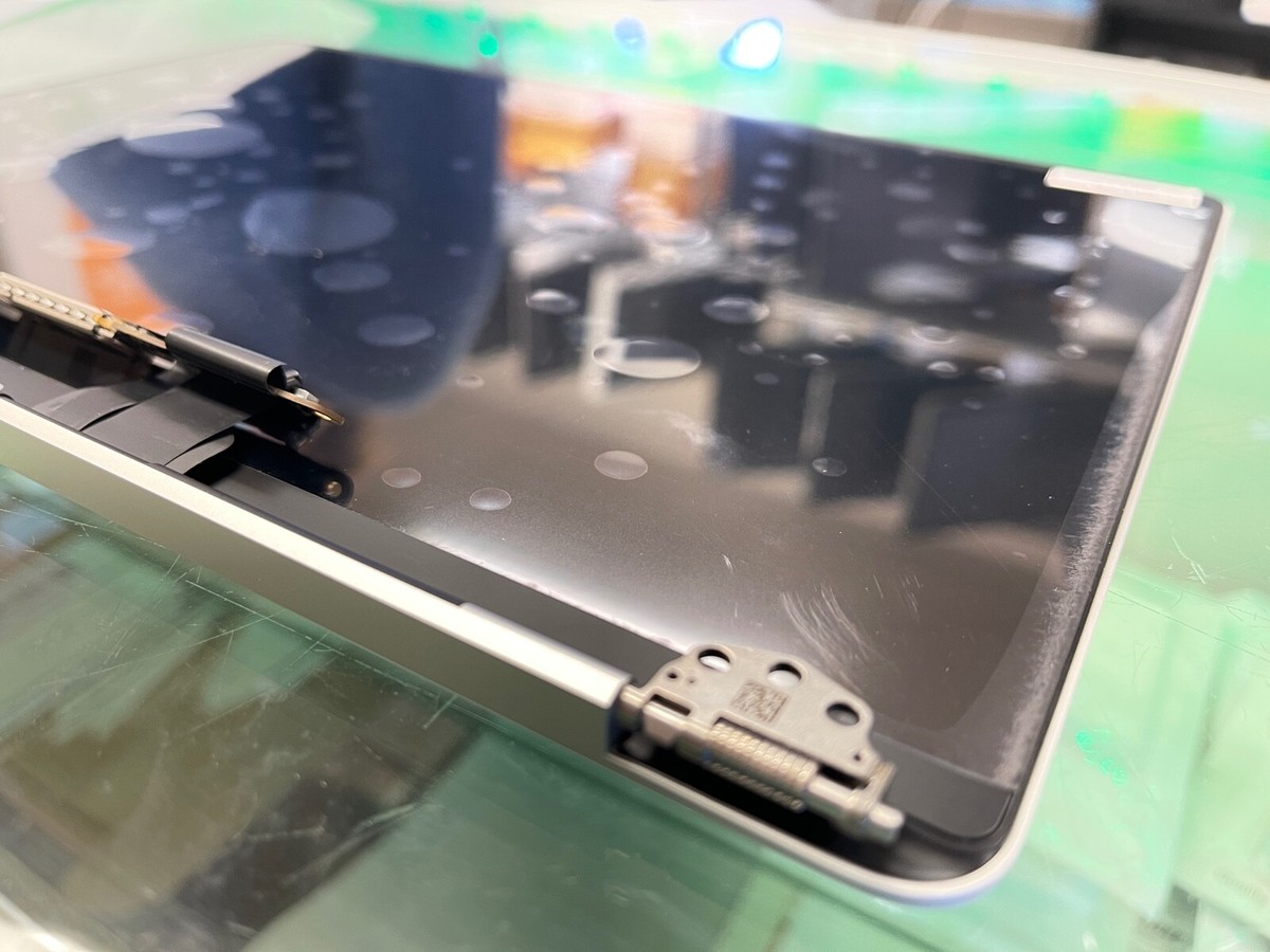 Apple MacBook Pro 2020 A2338 13