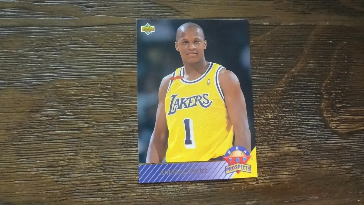 Anthony Peeler autographed Basketball Card (Los Angeles Lakers) 1993 Upper  Deck Top Prospects #468