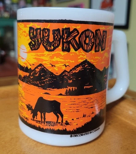 VTG 60s Federal USA YUKON Canada Souvenir Milk Glass Coffee Cup Mug Sunset Moose