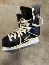 Bauer Impact 100 Ice Hockey Skates Size 3-3.5 US Black/White Lace TUUK