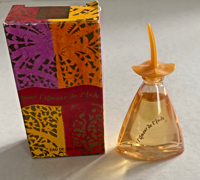 Parfum Miniatur Pour L'amour de Indie Eau de Toilette voll 7,5 ml + Box