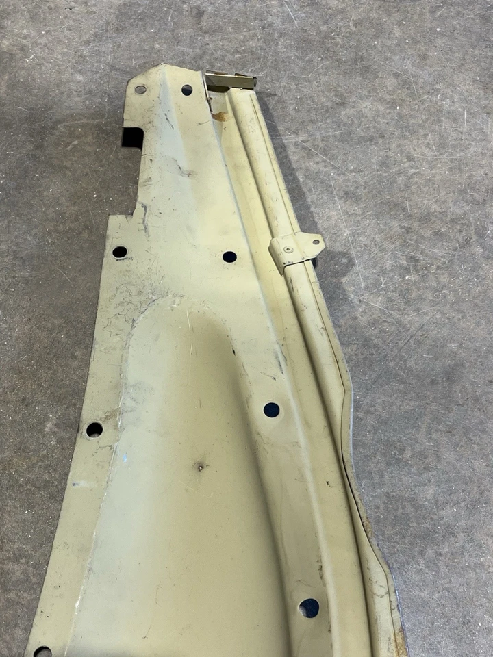 1933 1934 FORD INNER FRONT FENDER PANELS - ORIGINAL STEEL PAIR NICE - Image 3 of 4