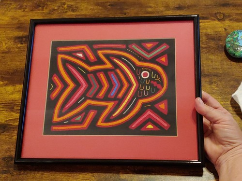 Set 2 Vintage Fish And Cat In Glasses Mola San Blas Panama Kuna FolkArt Framed - Picture 2 of 12