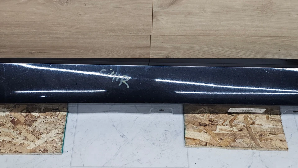 BMW F06 2012-2018 serie 6 faldón lateral derecho panel basculante moldeado negro 475/9 OEM Foto 3 de 4