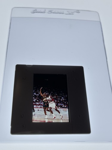 Michael Jordan 1990's Chicago Bulls Photo Original 35mm Color Slide RARE!!! - Picture 3 of 4