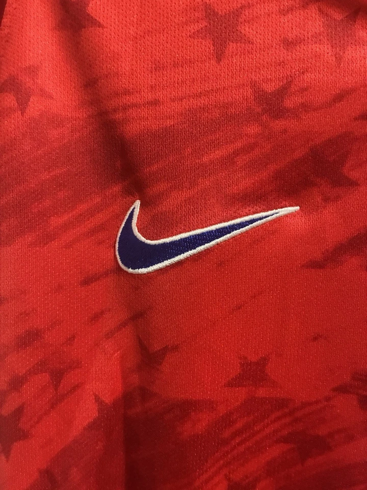 Женская футболка Nike Dri-Fit Team USA One Nation One Team Rose Lavelle размер Small - Изображение 4 из 4