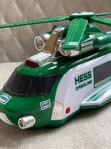 2012 HESS GASOLINE TOY HELICOPTER & RESCUE TRUCK VEHICLE FIGURES TESTED & WORKS