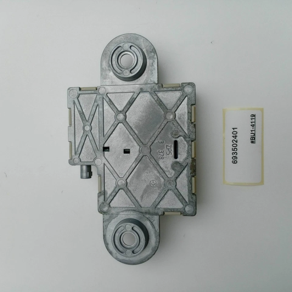 2006-2011 BMW 535XI Antenna Amplifier Control Module 693502401 — 第 2/4 张图片