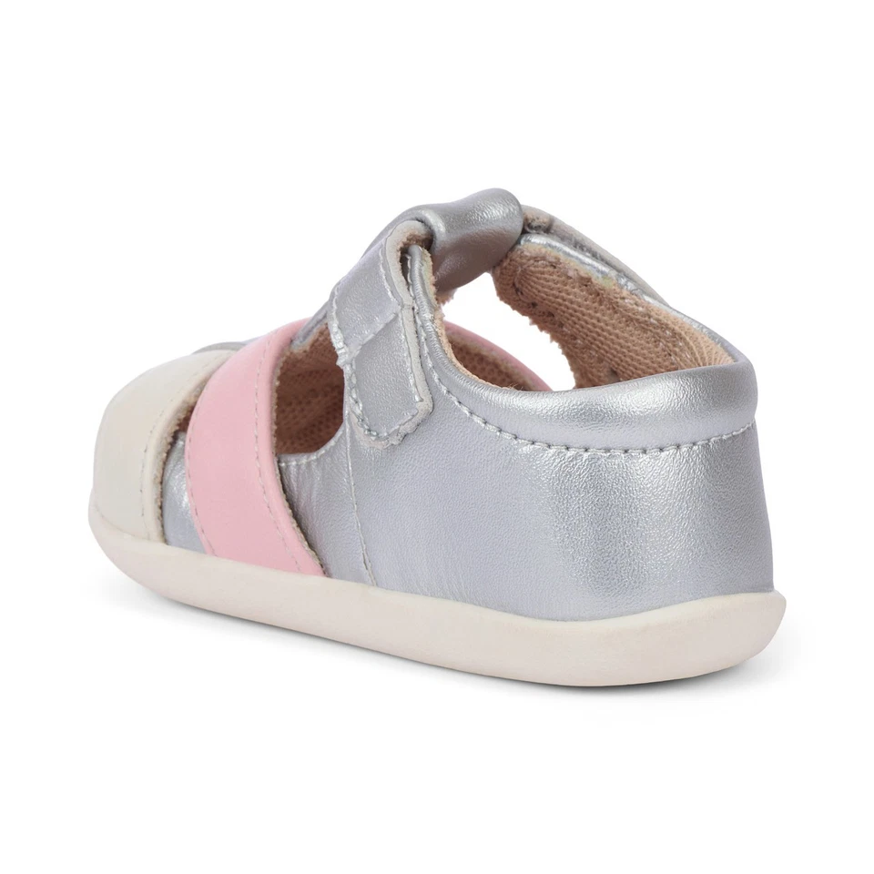 Nuevas sandalias See Kai Run "Brook lll" plateadas/rosa/blancas de cuero Early Walker, 4, NUEVAS CON ETIQUETAS Foto 2 de 3