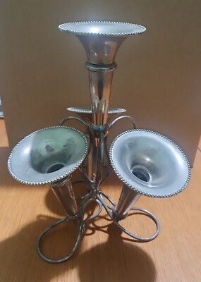 Vintage versilberte Epergne Vase Blumenhalter 4 Trompeten 24 cm hoch (B31)