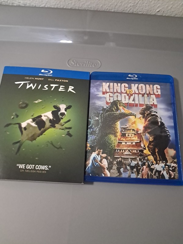 Lot Of 2 Blu Ray Movies Twister And King Kong Vs Godzilla