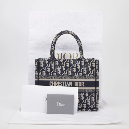 Petit sac fourre tout Dior M1265ZRIW livre 125434046