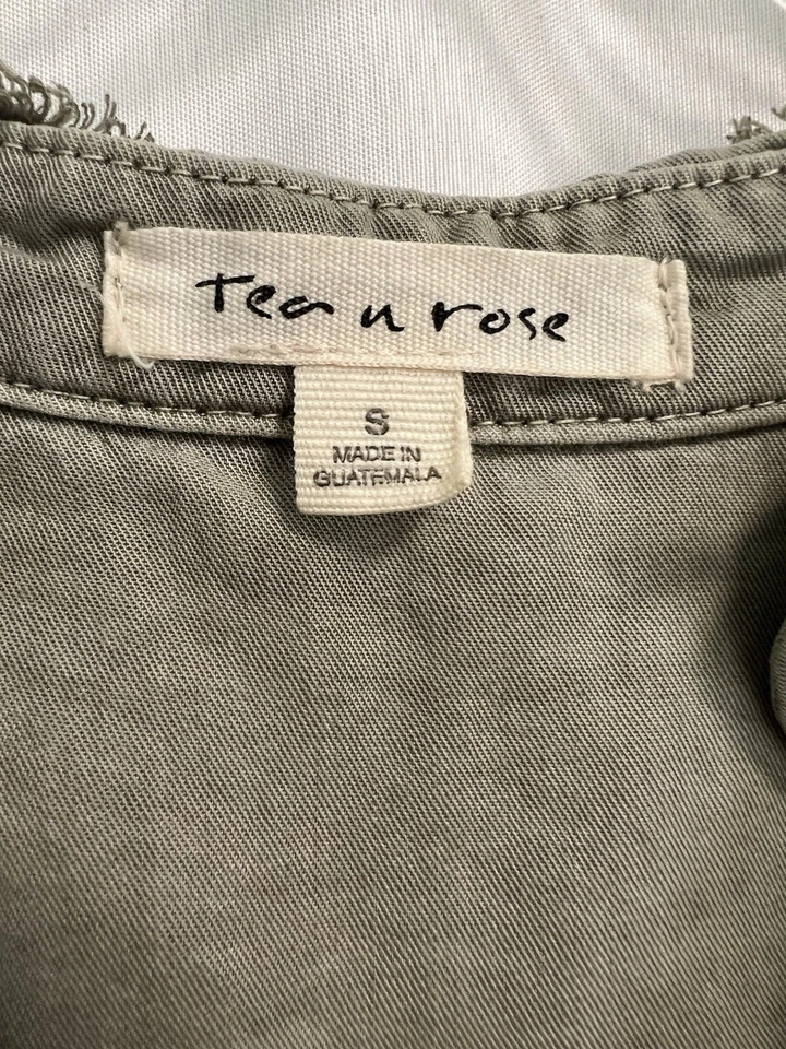 Tea n Rose 女式衬衫 Tencel Sage 绿色短袖纽扣磨损 Sz 小号 — 第 2/4 张图片