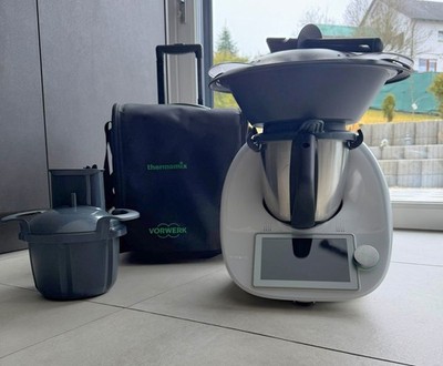 Thermomix TM 6 mit Gemüse Styler + Trolley