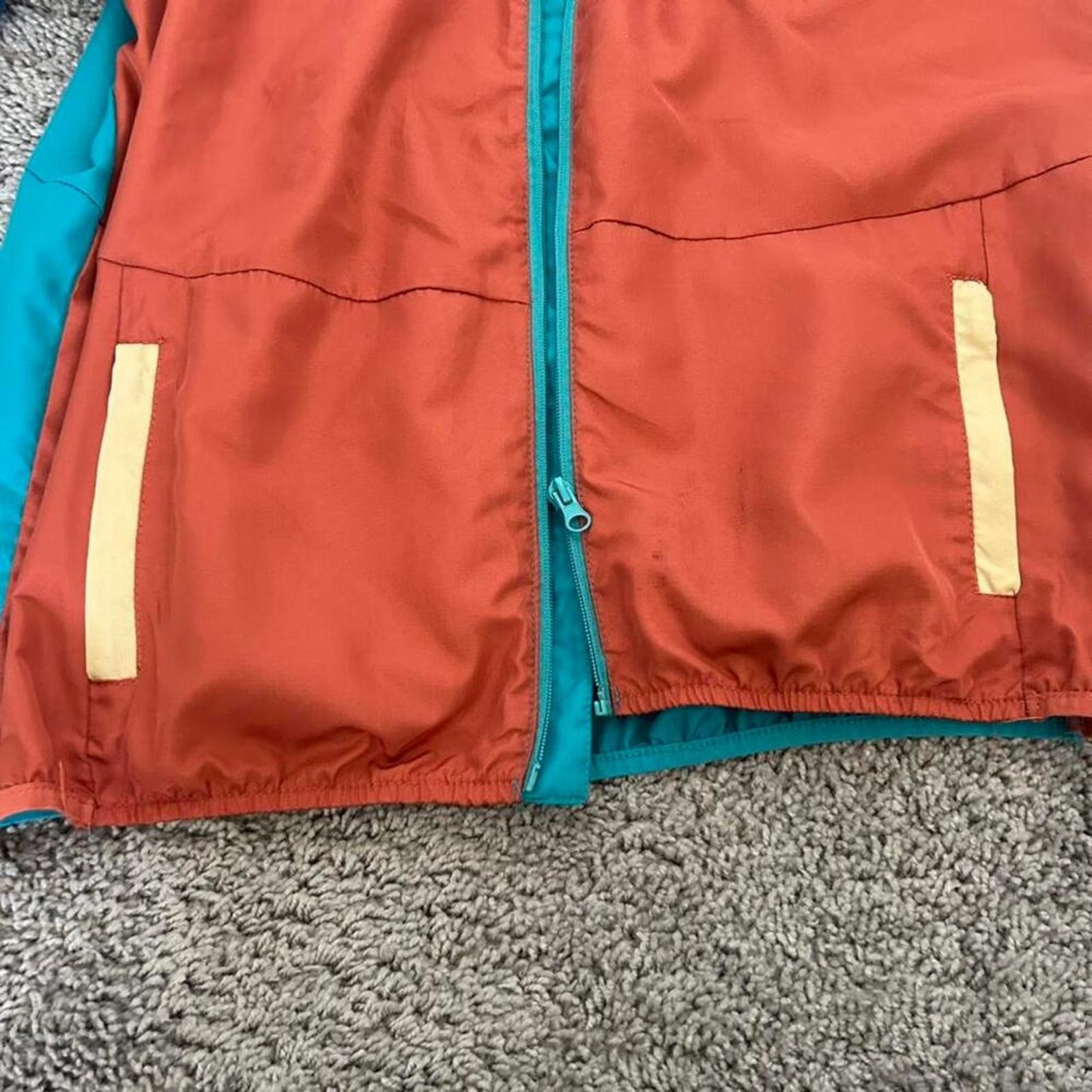 Multicolored windbreakerrunning jacket ventures e… - image 7