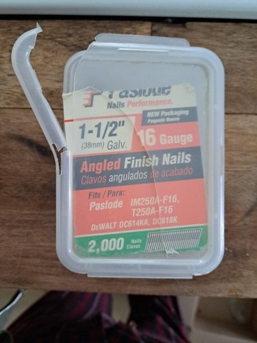 Opened Paslode 650231 Collated Finishing Nail, 1-1/2 In L, 16 Ga, Zinc Galvanize - Picture 1 of 4