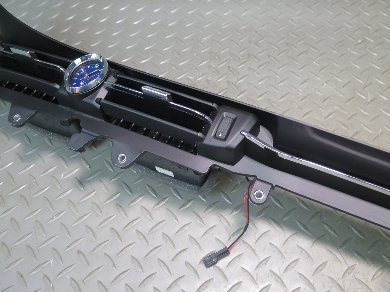 Maserati Quattroporte 2014-2021 Front Air vent trim