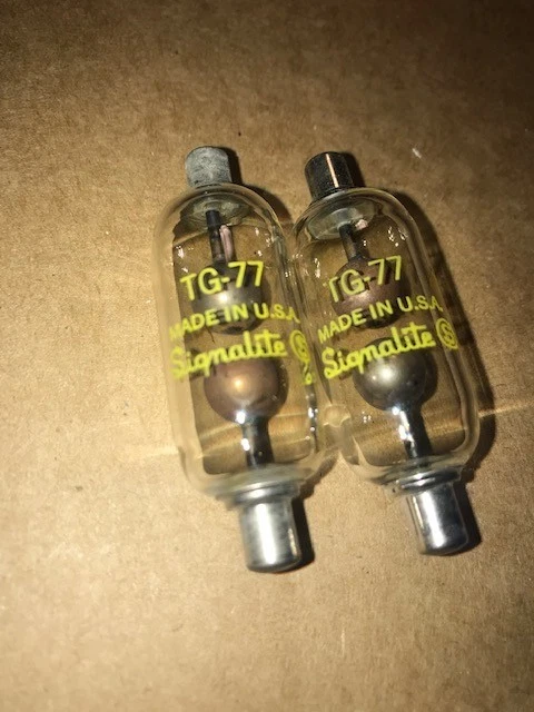 Nos: シグナライト スパーク ギャップ チューブ TG-77 マッチング ペア - 画像1/2