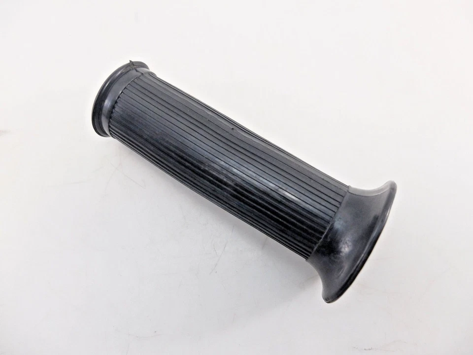 Empuñadura derecha derecha Yamaha YG1 YL1 YL2 YG5 L2 YA6 GSS G7S NOS genuina Foto 2 de 4