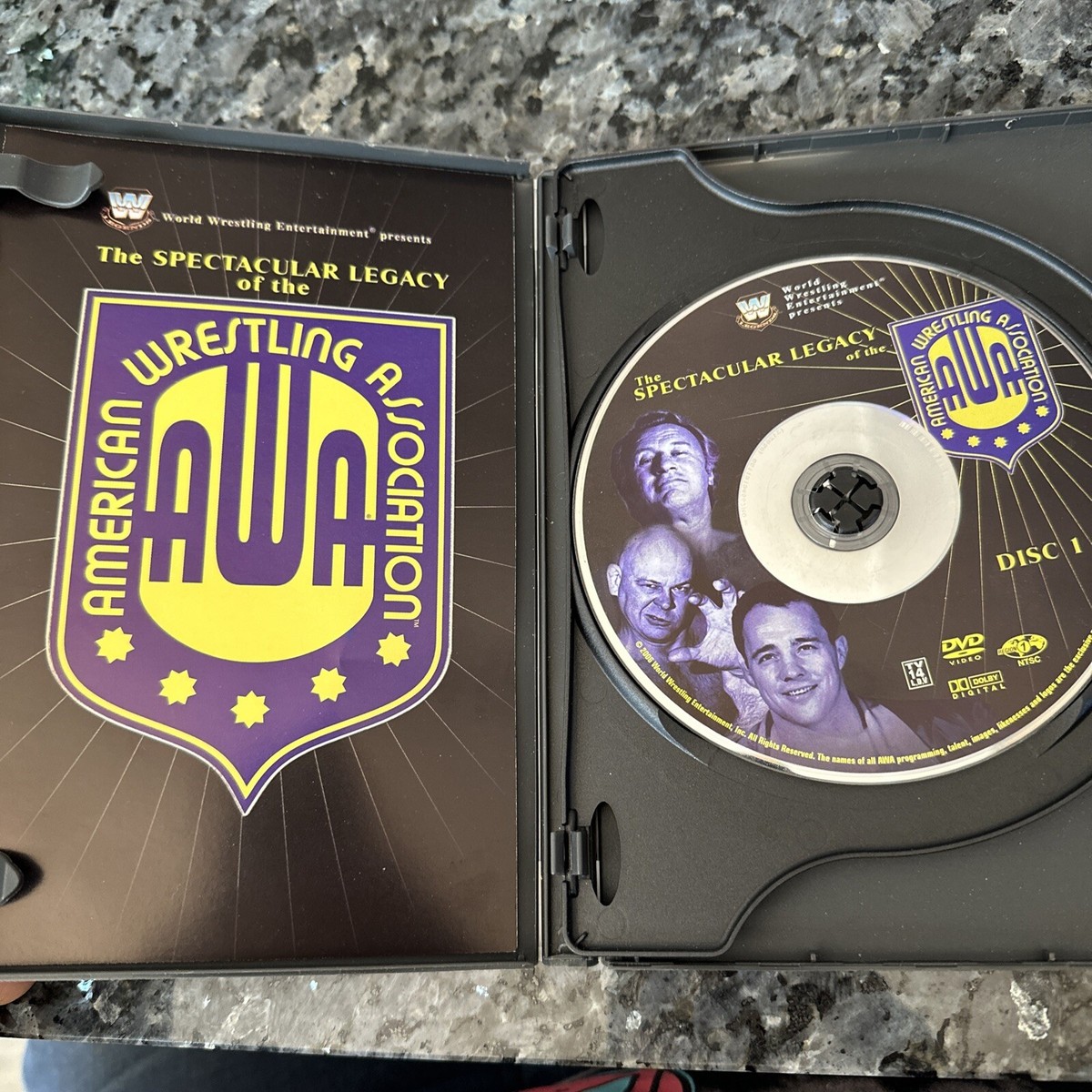 【中古】「非常に良い」WWE レガシー・オブ・AWA [DVD] DVD The Spectacular Legacy of the AWA American Wrestling