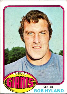 1976 Topps #236 Bob Hyland Very good