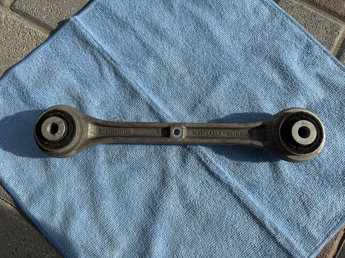 Porsche 911 991.2 GT3 2018 Rear Upper Control Arm 9P1505425A J124