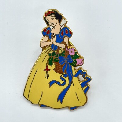 Tokyo Disney Resort Pin Classics Snow White & 7 Dwarfs Princess | eBay