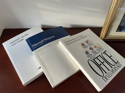 3x Microsoft User s Guides & Developer s Kit: MS-DOS; Windows 3.0; Office 1.0