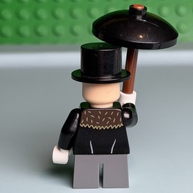 Lego The Penguin Minifigure DC Super Heroes 76010 Fur Collar sh0096 A7