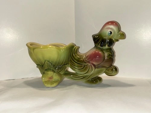Vintage HULL GO USA Green Parrot Pulling Flower Cart Planter. Excellent