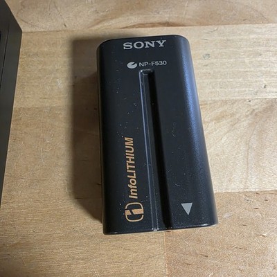 Sony Mavica MVC-FD7 Digital 90s y2k Floppy Camera 0.3MP 10x Zoom
