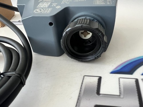 Siemens SSF161.05HF Valve Actuator, 200N 1.2...6.5 mm, AC/DC 24 V, DC 0...10 V - Picture 8 of 13
