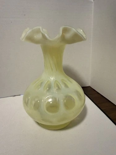 RARE FENTON CANARY YELLOW VASELINE COIN DOT OPALESCENT RUFFLED TOP VASE 7”