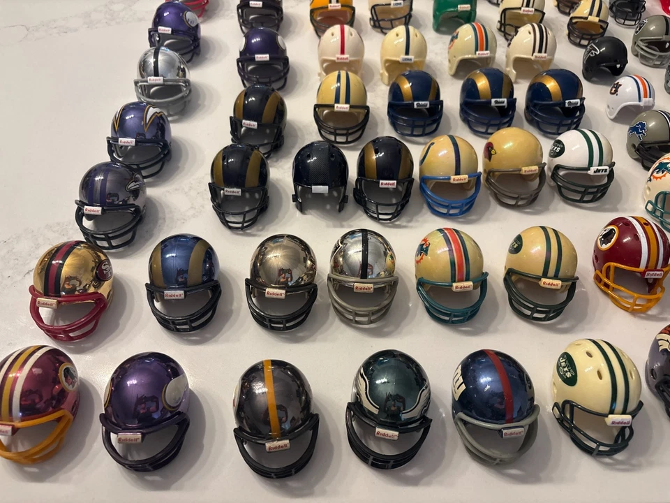 lote profesional de bolsillo mini casco de plástico lote casco de goma NFL MLB NCAA Foto 2 de 4