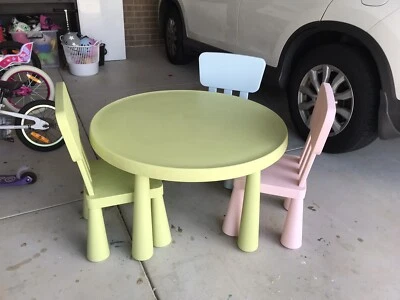 kids table gumtree