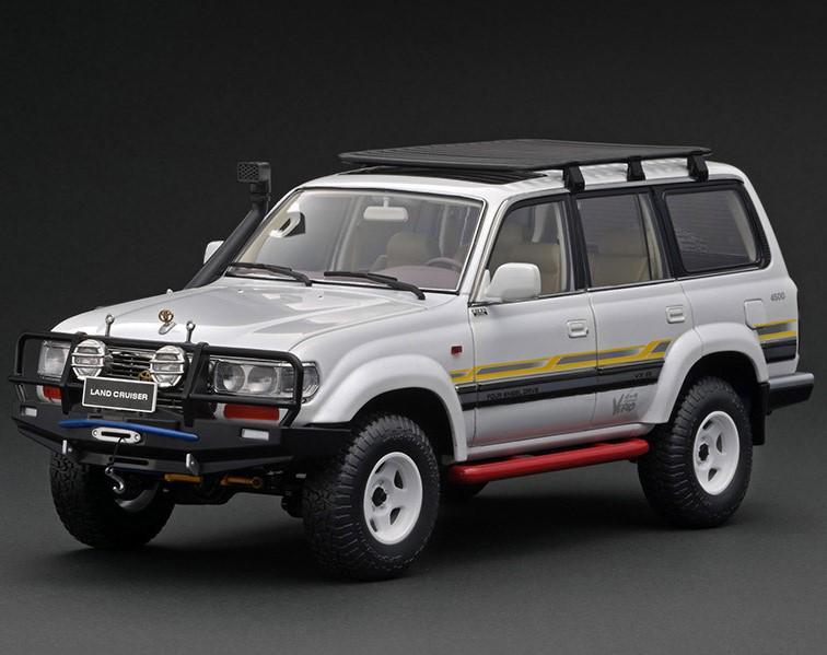 1/18 トヨタ Land Cruiser VX-R LC80 White 【公式通販】