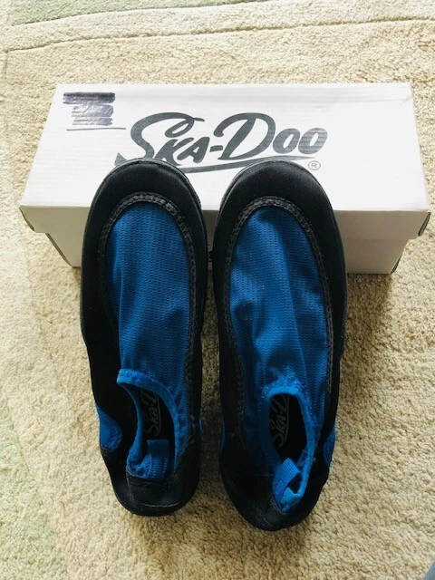 SKADOO Slip On Water Shoes Blue Black Kid Size 1 BRAND NEW IN