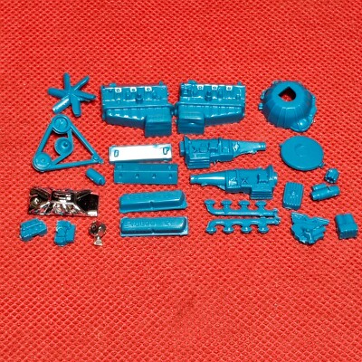 Cobra Engine 1927 Ford Model T Touring 1:25 Scale Model Car Part Revell