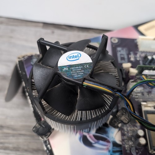 ECS P4M900T-M V1.0 Socket 775 VIA P4M900 DDR2 667 mATX Motherboard UNTESTED - Picture 8 of 10
