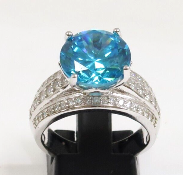 Sterling silver Topaz & CZ ring Sterling silver Topaz & CZ ring