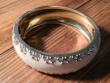 Very Nice Off White Enamel Rhinestones  Gold Tone Hinged Bangle Bracelet